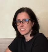 Nadine  (46)